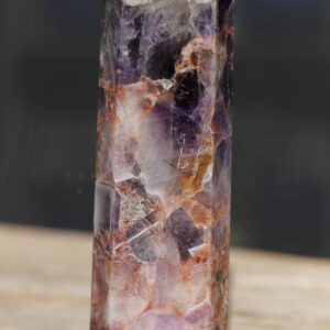 Prachtige grote obelisk van Amethist