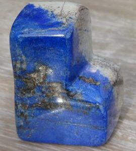 Mooie vrije vorm van Lapis Lazuli Jarek AAA kwaliteit