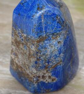 Mooie vrije vorm van Lapis Lazuli Jarek AAA kwaliteit