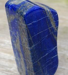 Mooie vrije vorm van Lapis Lazuli AAA kwaliteit