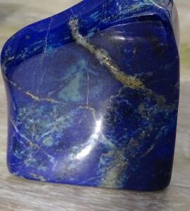 Mooie vrije vorm van Lapis Lazuli AAA kwaliteit
